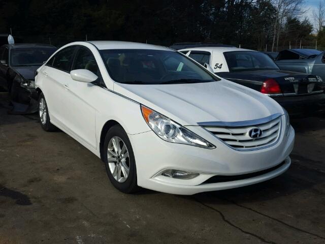 5NPEB4AC8DH790723 - 2013 HYUNDAI SONATA GLS WHITE photo 1