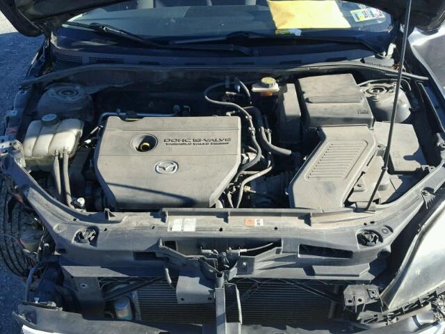 JM1BK344981131726 - 2008 MAZDA 3 HATCHBAC BLACK photo 7