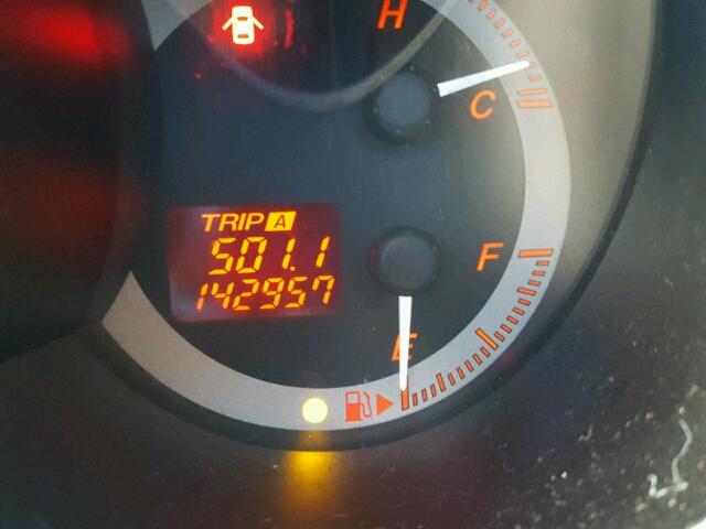 JM1BK344981131726 - 2008 MAZDA 3 HATCHBAC BLACK photo 8