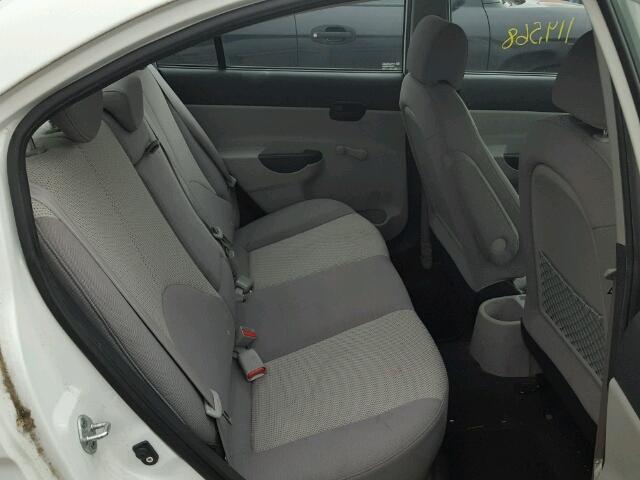 KMHCN46CX9U372745 - 2009 HYUNDAI ACCENT GLS WHITE photo 6