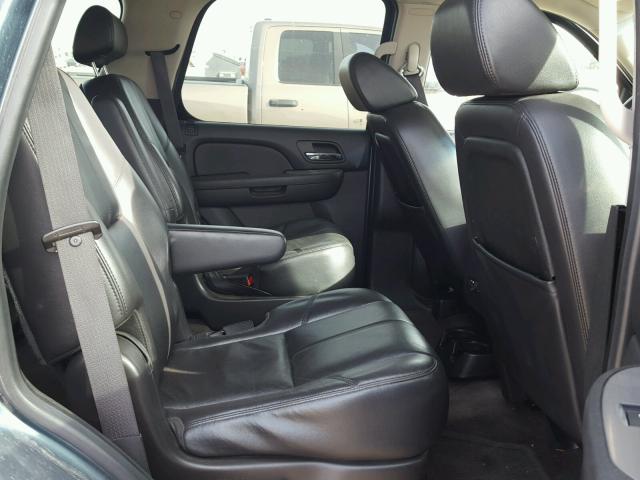 1GNFK23059R136488 - 2009 CHEVROLET TAHOE K150 GRAY photo 6