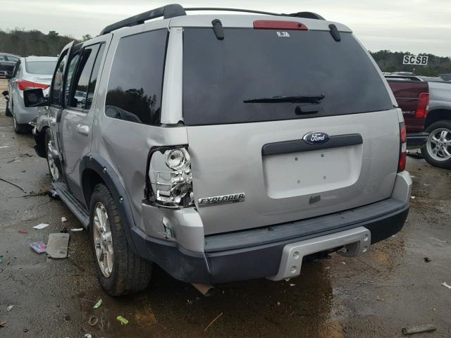 1FMEU63E88UA97050 - 2008 FORD EXPLORER X GRAY photo 3