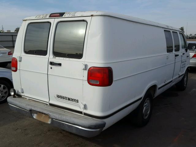 2B7HB21YXRK135656 - 1994 DODGE RAM VAN B2 WHITE photo 4