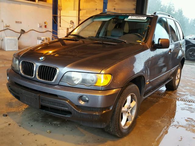 5UXFA53542LP47094 - 2002 BMW X5 3.0I GRAY photo 2