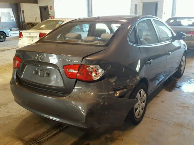 KMHDU46D68U395194 - 2008 HYUNDAI ELANTRA GL GRAY photo 4