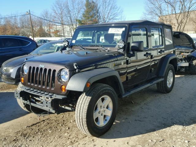 1C4BJWDG8DL689824 - 2013 JEEP WRANGLER U BROWN photo 2