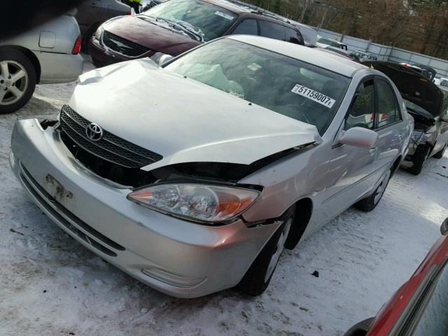 4T1BE32K53U697457 - 2003 TOYOTA CAMRY LE SILVER photo 2