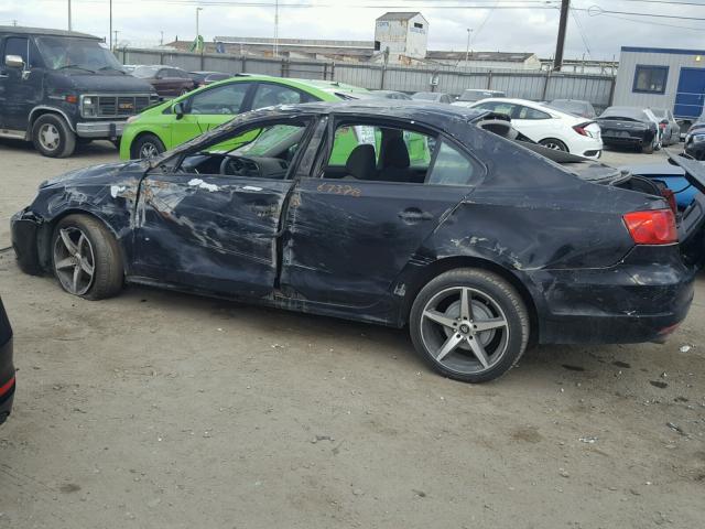 3VW2K7AJ5BM377830 - 2011 VOLKSWAGEN JETTA BASE შავი ფოტო 9