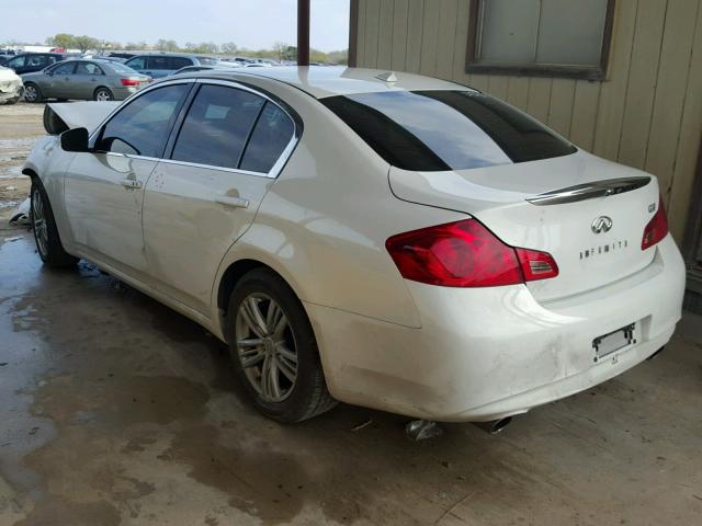 JN1CV6AP2DM304882 - 2013 INFINITI G37 BASE WHITE photo 3