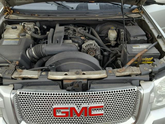 1GKET66M266115011 - 2006 GMC ENVOY DENA SILVER photo 7