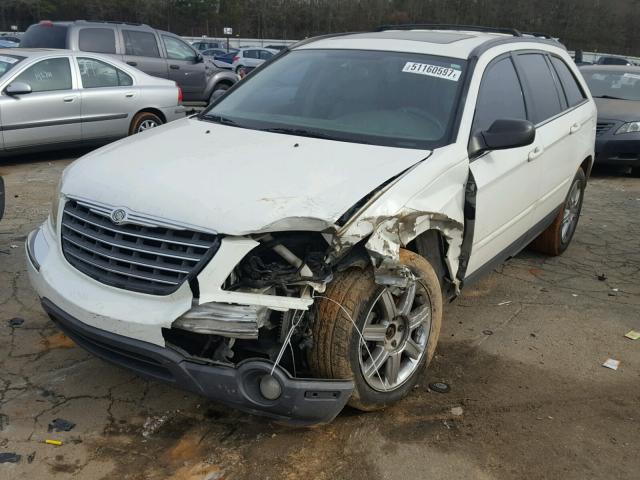 2C8GM68495R445989 - 2005 CHRYSLER PACIFICA T WHITE photo 2