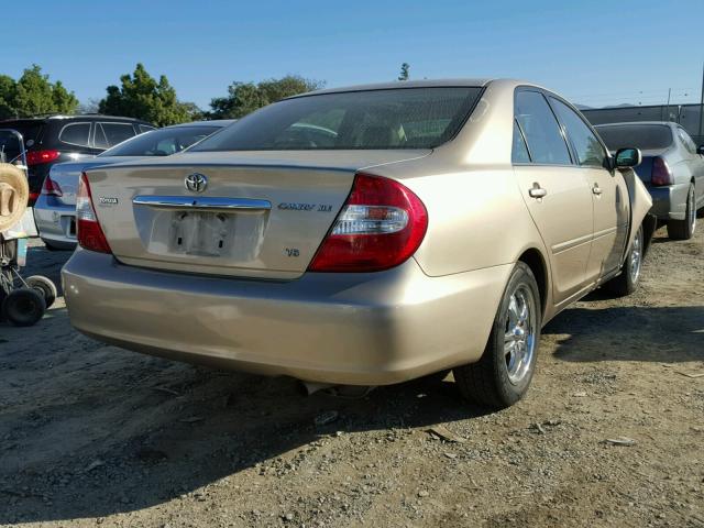 JTDBF30K520013355 - 2002 TOYOTA CAMRY LE GOLD photo 4