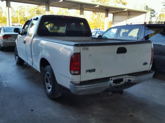 1FTRX17232NB07744 - 2002 FORD F150 WHITE photo 3