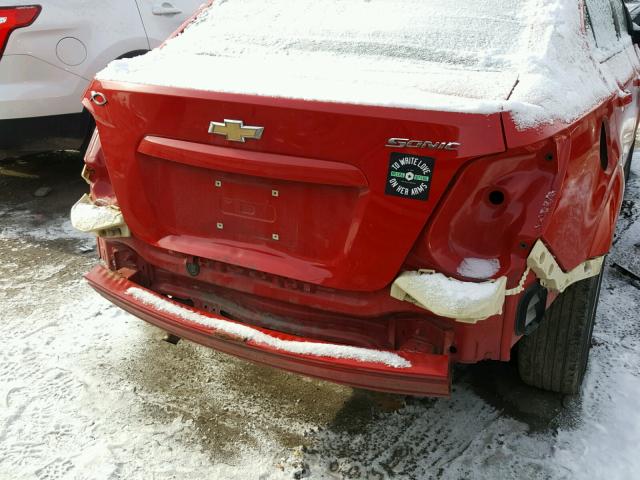 1G1JA5SH3D4138169 - 2013 CHEVROLET SONIC LS RED photo 9