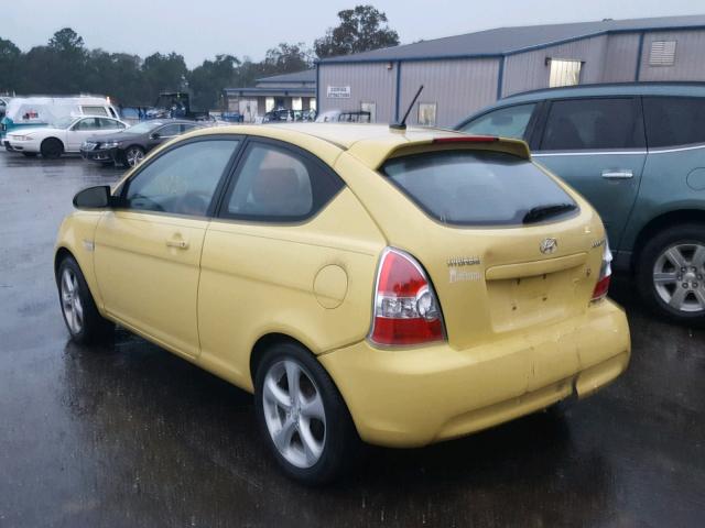 KMHCN36C69U130500 - 2009 HYUNDAI ACCENT SE YELLOW photo 3