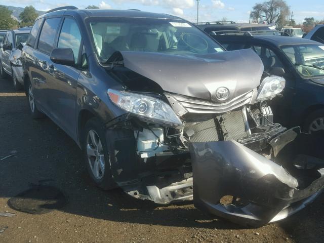 5TDKK3DC5FS556917 - 2015 TOYOTA SIENNA LE GRAY photo 1