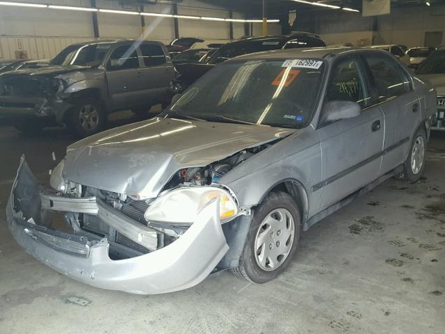 1HGEJ6675VL028555 - 1997 HONDA CIVIC LX SILVER photo 2