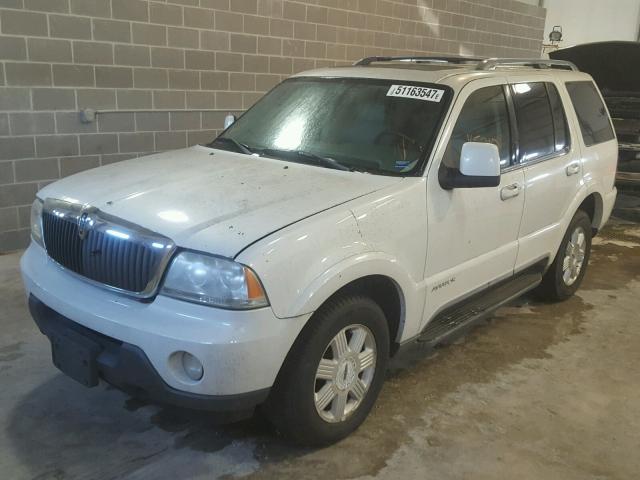 5LMEU78HX3ZJ41339 - 2003 LINCOLN AVIATOR WHITE photo 2