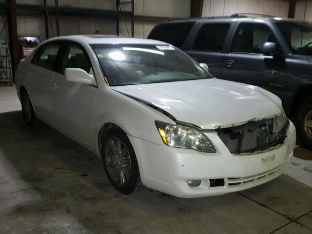 4T1BK36B55U013142 - 2005 TOYOTA AVALON XL WHITE photo 1