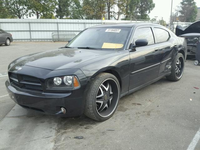 2B3KA43R68H174428 - 2008 DODGE CHARGER BLACK photo 2