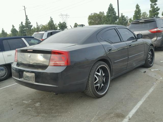 2B3KA43R68H174428 - 2008 DODGE CHARGER BLACK photo 4