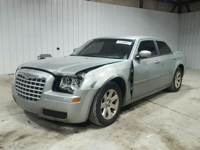 2C3LA43R76H298485 - 2006 CHRYSLER 300 SILVER photo 2