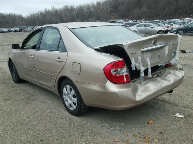 4T1BE32K22U584547 - 2002 TOYOTA CAMRY LE TAN photo 3