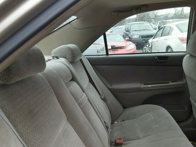 4T1BE32K22U584547 - 2002 TOYOTA CAMRY LE თაფლისფერი ფოტო 6