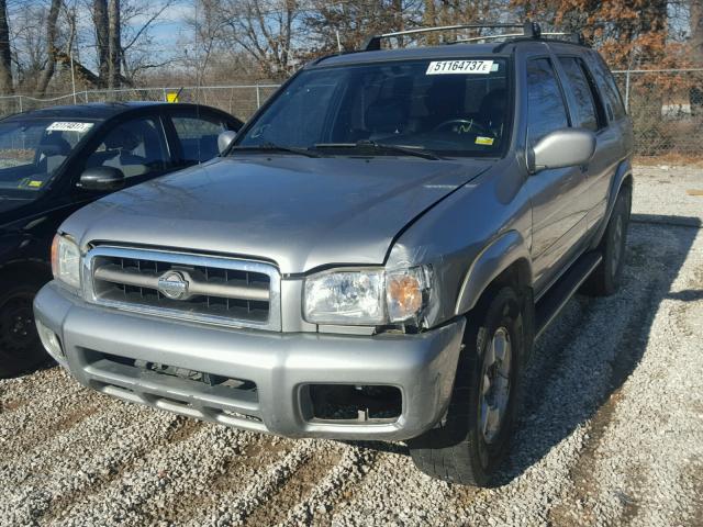 JN8DR09Y01W576318 - 2001 NISSAN PATHFINDER SILVER photo 2