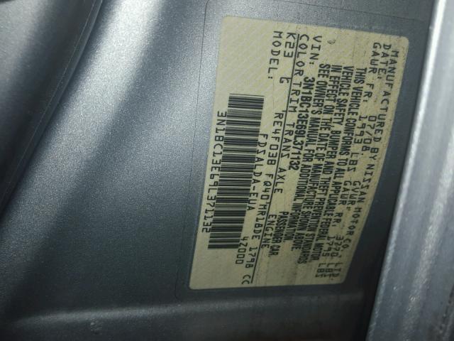 3N1BC13E69L371132 - 2009 NISSAN VERSA S SILVER photo 10