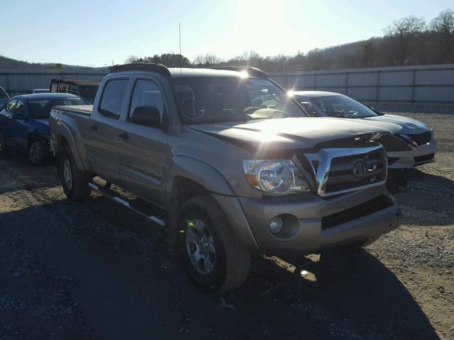 5TEMU52N16Z172509 - 2006 TOYOTA TACOMA DOU GOLD photo 1