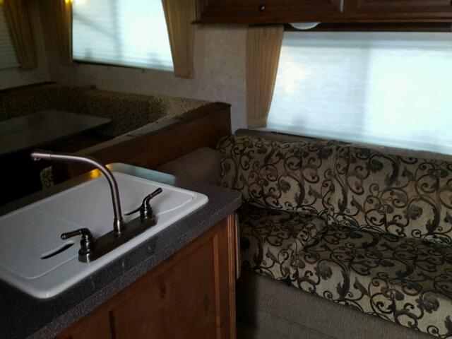 5XMTM322XB2004683 - 2011 MESA OPEN RANGE WHITE photo 8