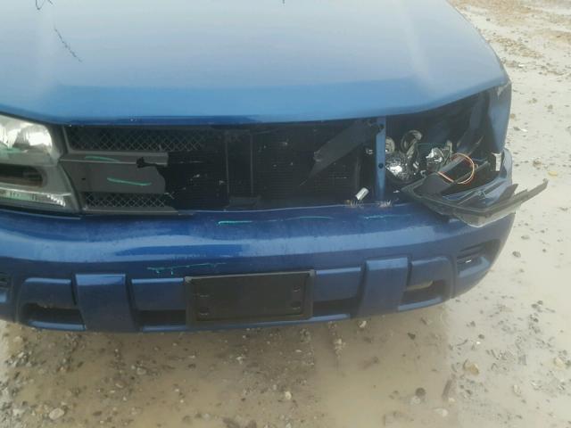 1GNDS13SX52326664 - 2005 CHEVROLET TRAILBLAZE BLUE photo 9