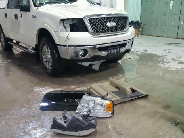 1FTPW14587FA54114 - 2007 FORD F150 SUPER WHITE photo 9