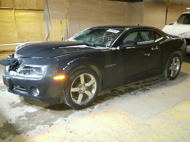 2G1FB1E3XD9180377 - 2013 CHEVROLET CAMARO LT GRAY photo 2