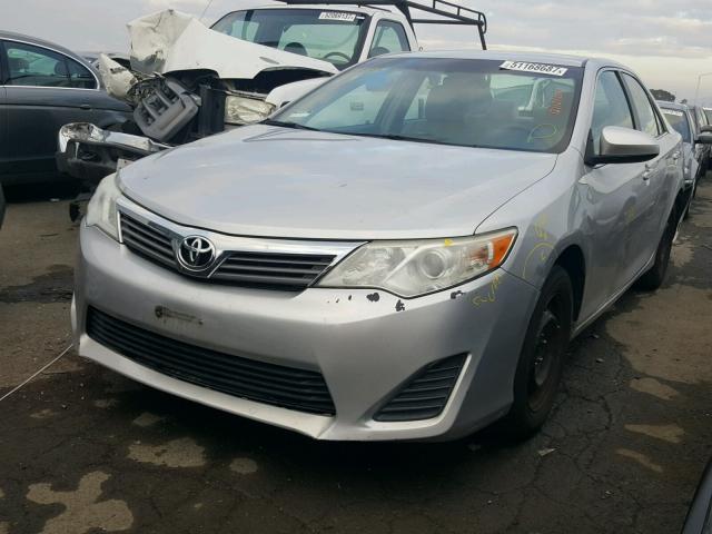 4T1BF1FK5CU506566 - 2012 TOYOTA CAMRY BASE SILVER photo 2