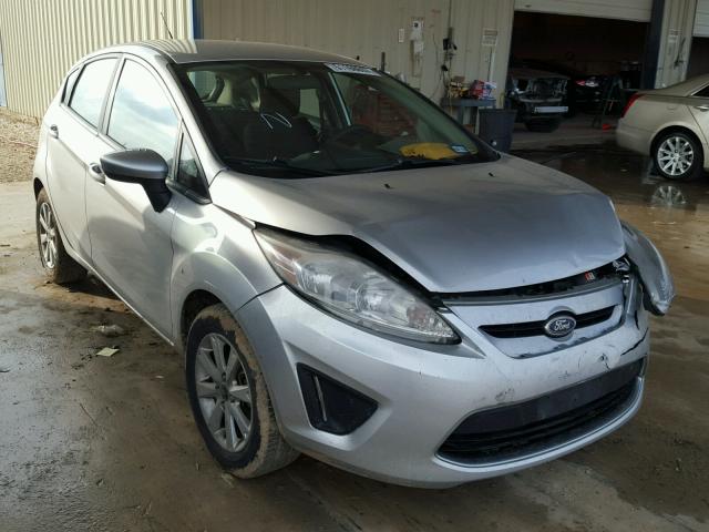 3FADP4EJ3BM156707 - 2011 FORD FIESTA SE SILVER photo 1