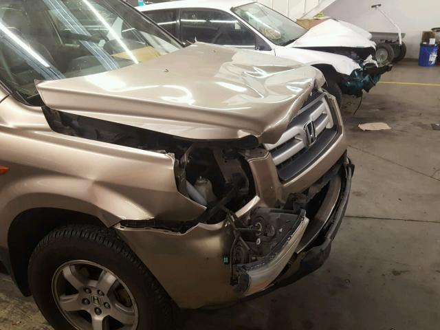 2HKYF18636H534346 - 2006 HONDA PILOT EX GOLD photo 9