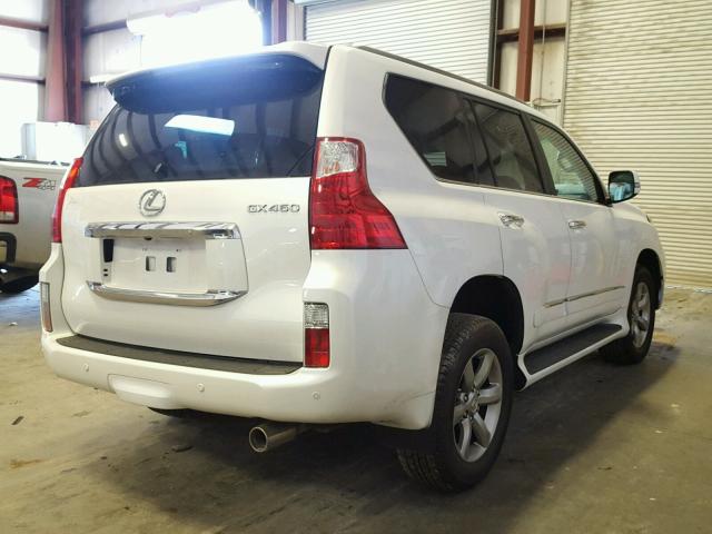 JTJJM7FX7C5048475 - 2012 LEXUS GX PREMIUM WHITE photo 4