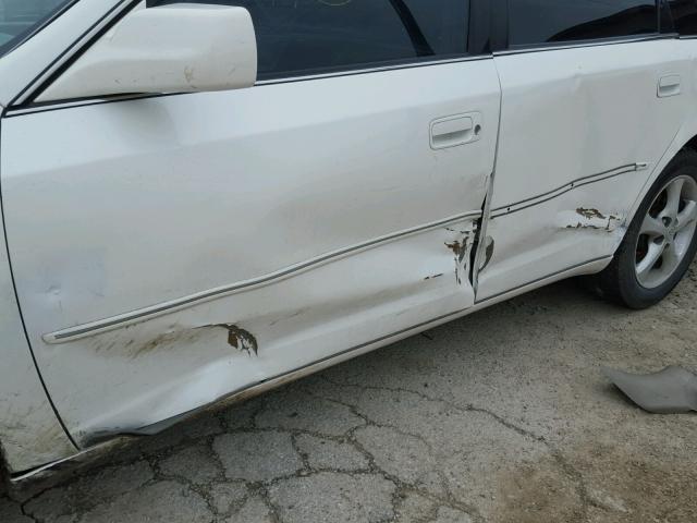 4T1BF28BX1U182823 - 2001 TOYOTA AVALON XL WHITE photo 9