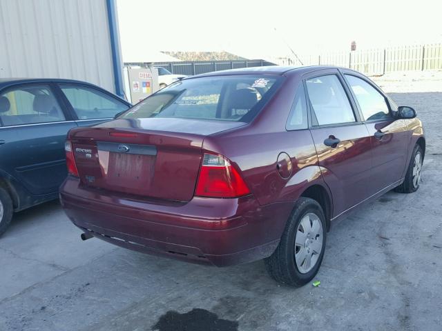 1FAFP34N77W181494 - 2007 FORD FOCUS ZX4 MAROON photo 4