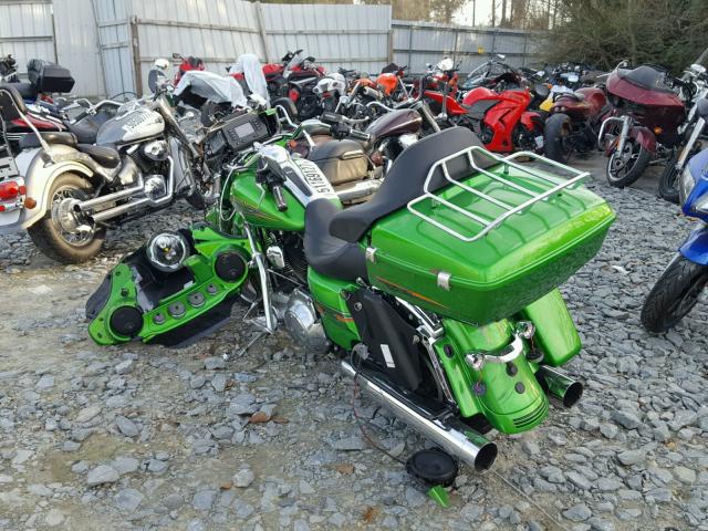 1HD1KBM17FB700302 - 2015 HARLEY-DAVIDSON FLHX STREE GREEN photo 3