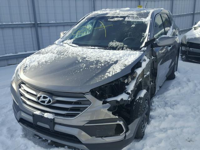 5NMZT3LB6JH057222 - 2018 HYUNDAI SANTA FE S Boz foto 2