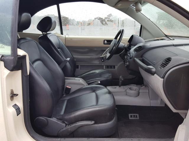 3VWCK21Y53M309825 - 2003 VOLKSWAGEN NEW BEETLE 奶油色 照片 5