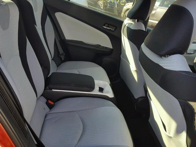 JTDKARFP9H3001916 - 2017 TOYOTA PRIUS PRIM RED photo 6