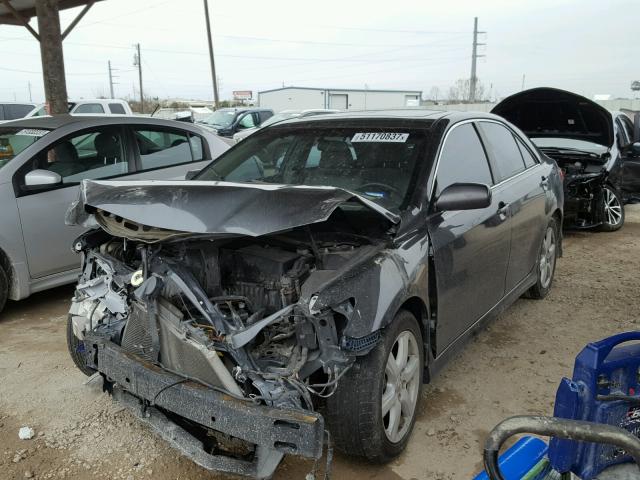 4T1BE46K89U800136 - 2009 TOYOTA CAMRY BASE GRAY photo 2
