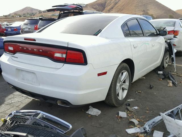 2C3CDXBG3EH315287 - 2014 DODGE CHARGER SE WHITE photo 4