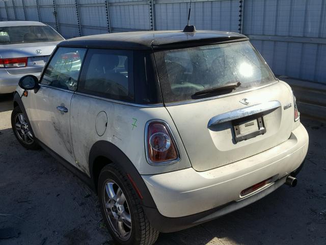 WMWSU3C5XDT548126 - 2013 MINI COOPER WHITE photo 3