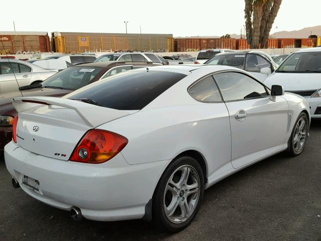 KMHHN65F14U134689 - 2004 HYUNDAI TIBURON GT WHITE photo 4