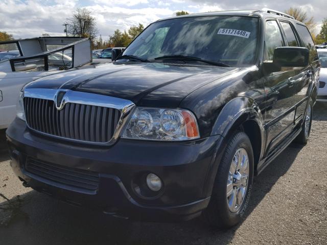 5LMFU27R94LJ12713 - 2004 LINCOLN NAVIGATOR Қара фото 2